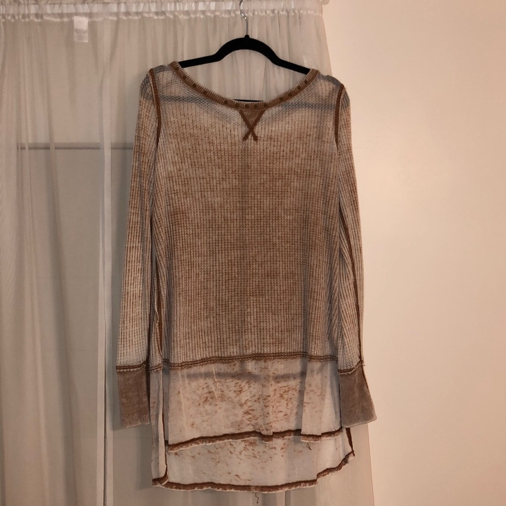 Long sleeved shirt